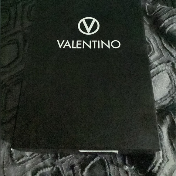 Authentic Valentino Logo leather Slides Black&White size 9 - Picture 3 of 5